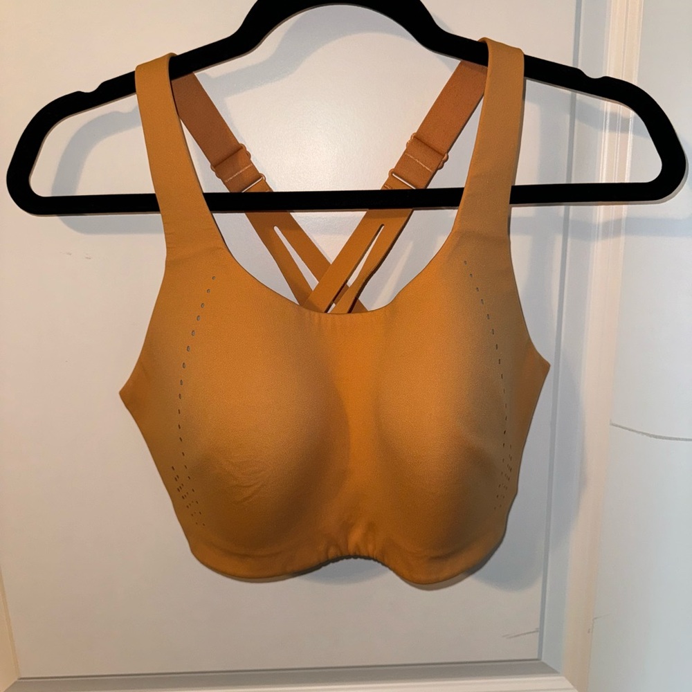Lululemon Athletica Tan Seamless Bra with Adjustable Straps